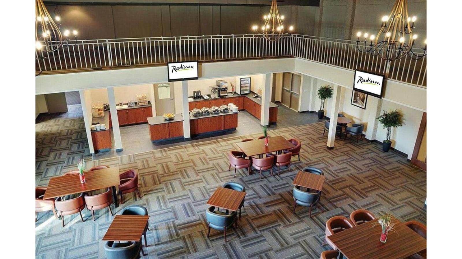 Radisson Hotel Fort St John Fort St. John Экстерьер фото
