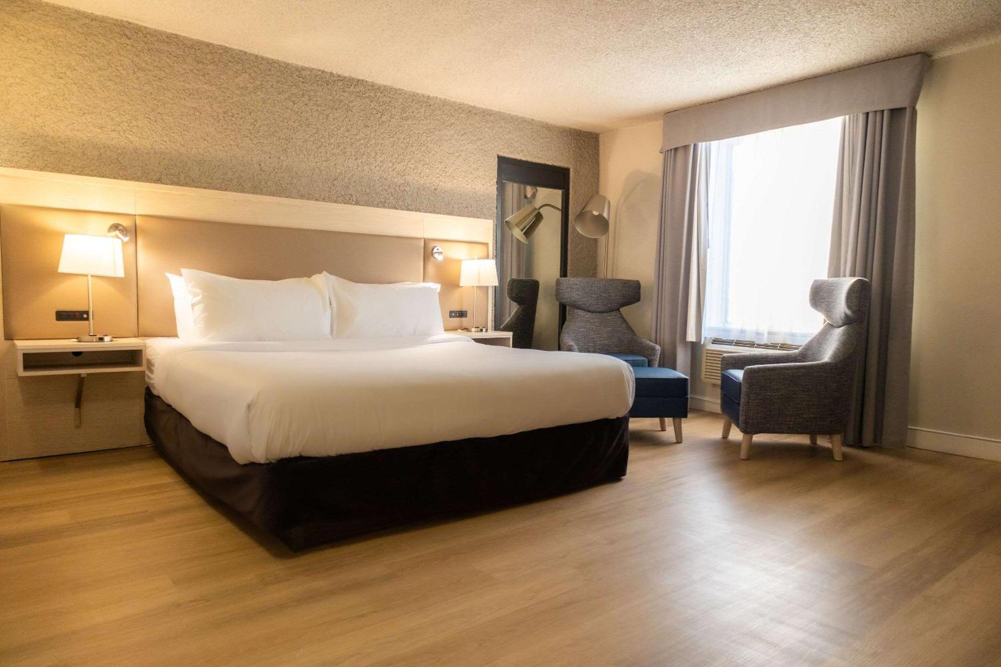Radisson Hotel Fort St John Fort St. John Экстерьер фото