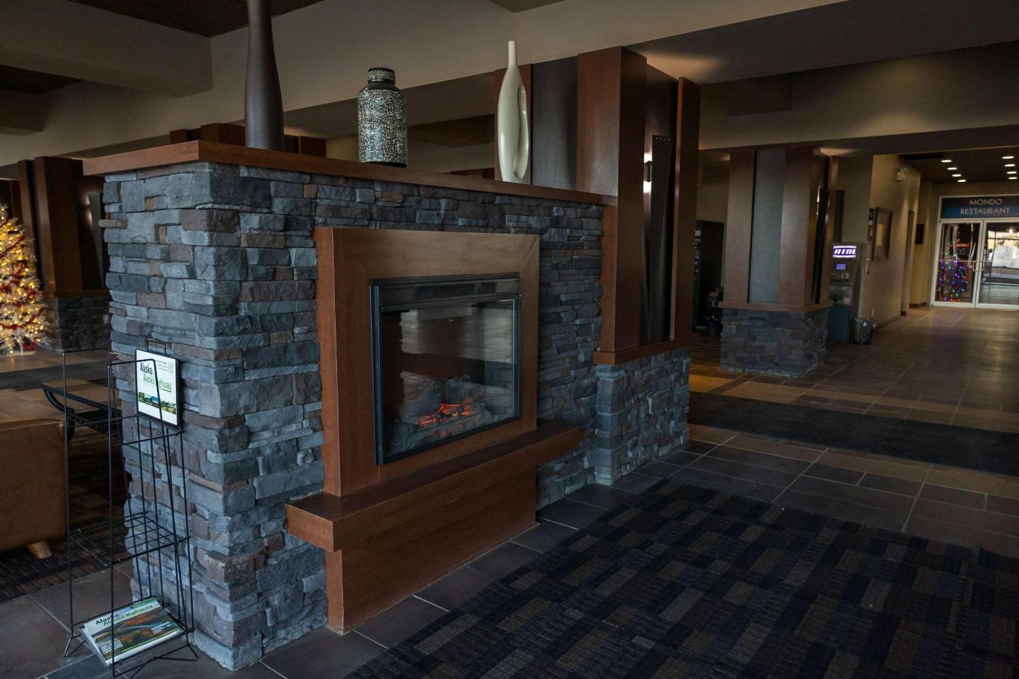 Radisson Hotel Fort St John Fort St. John Экстерьер фото