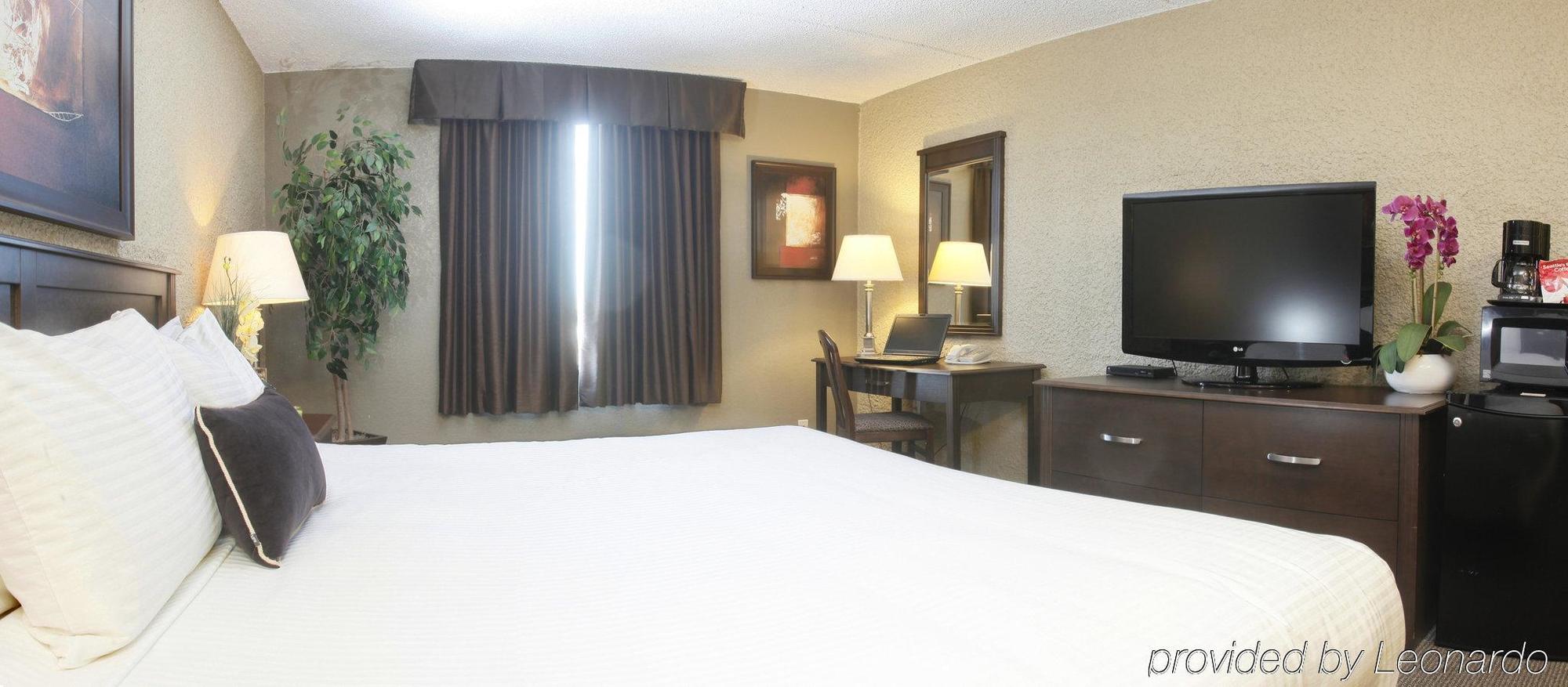 Radisson Hotel Fort St John Fort St. John Экстерьер фото