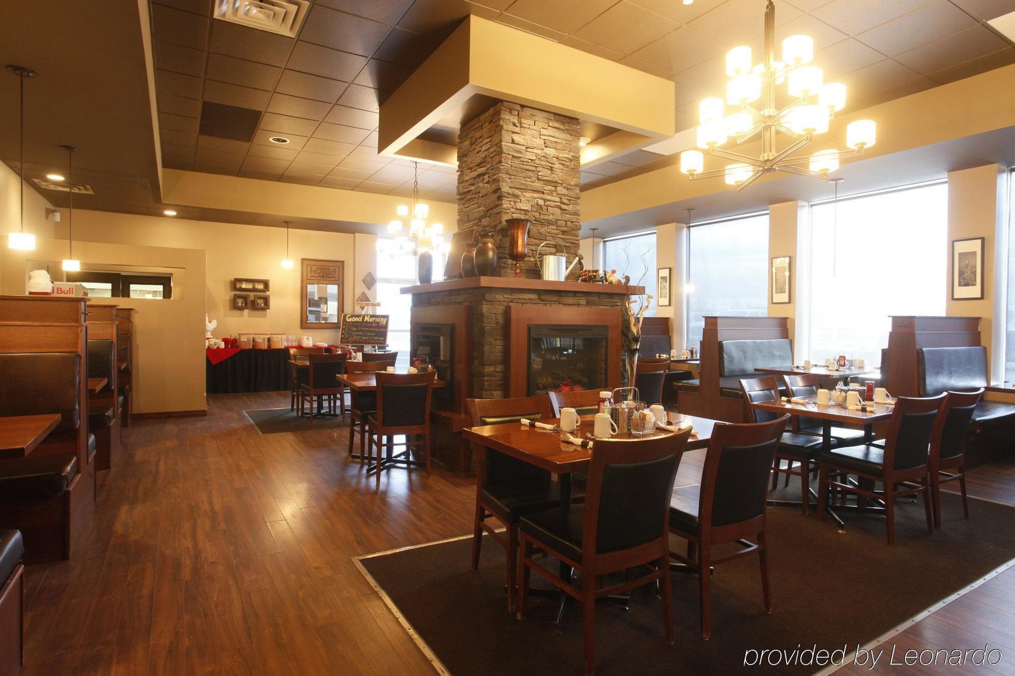 Radisson Hotel Fort St John Fort St. John Экстерьер фото